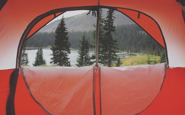 Photos de voyage : une tente pour cadre