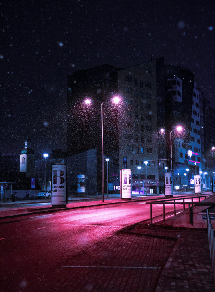 Une ville la nuit avec un filtre infrarouge